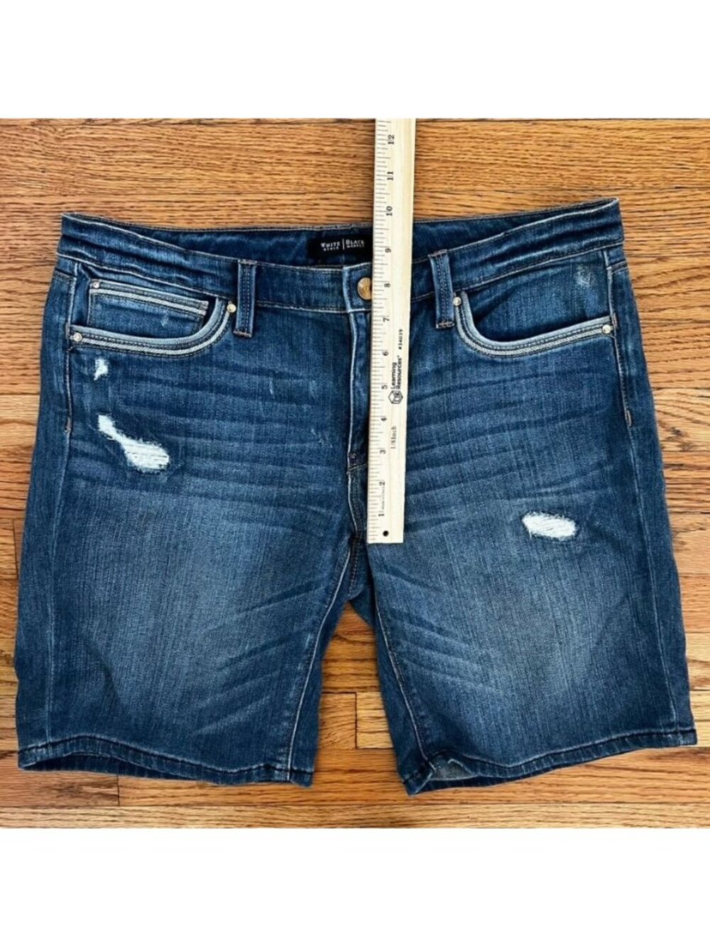 White House Black Market Jean Shorts Sz 8 Girlfriend Boho Distressed Soft Summer - Picture 10 of 11
